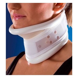 CERVICAL COLLAR ADJUSTABLE WITH CHIN 0405